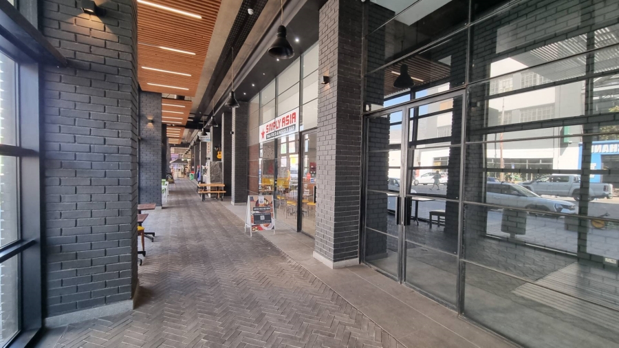 To Let Commercial Property for Rent in Woodstock Western Cape
